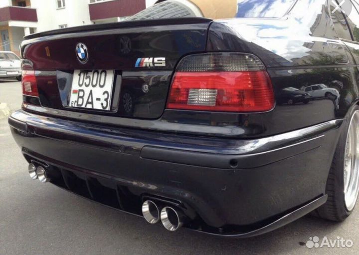 Задняя накладка bmw e39 сплиттер