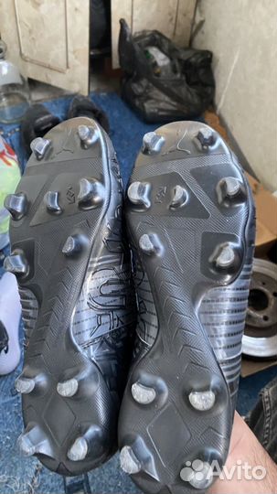 Футбольные бутсы