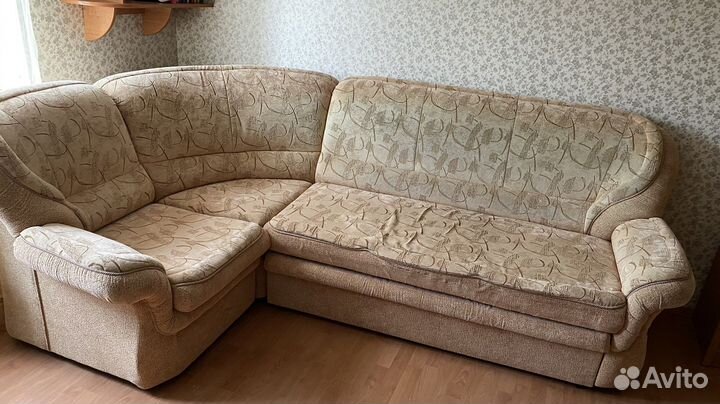 Угловой диван