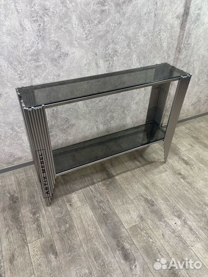 Дизайнерская консоль в гостиную Siesta