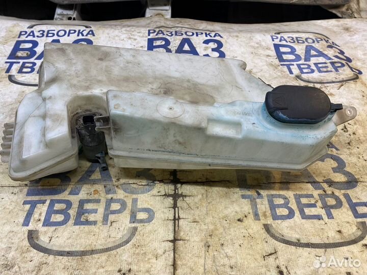 Бачок омывателя Альмера 3 G15