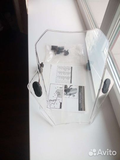 Ветровое стекло/щиток на мотоцикл универсальное