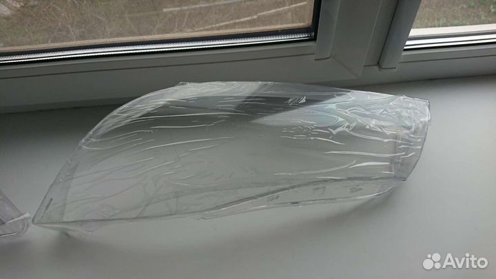 Стекла фар бмв Е90 Е91 2005-2012 галоген