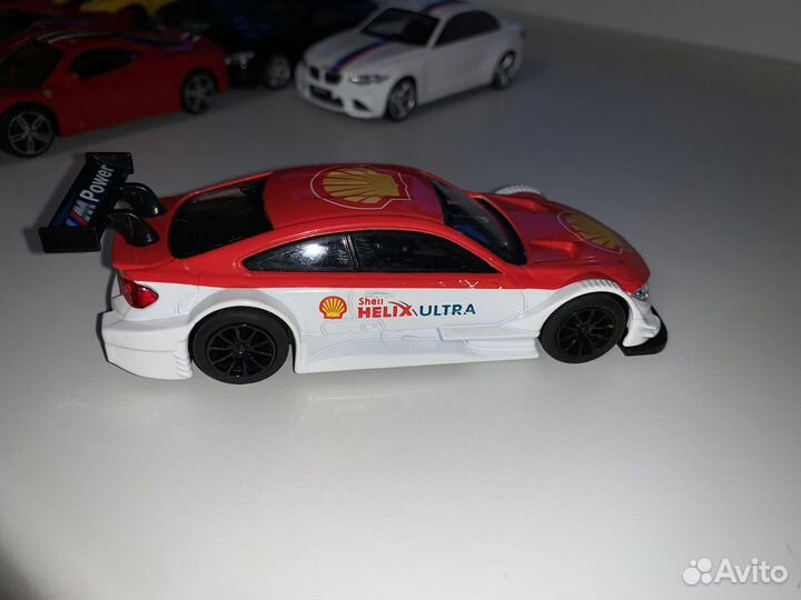 Модельки машин ferrari и bmw