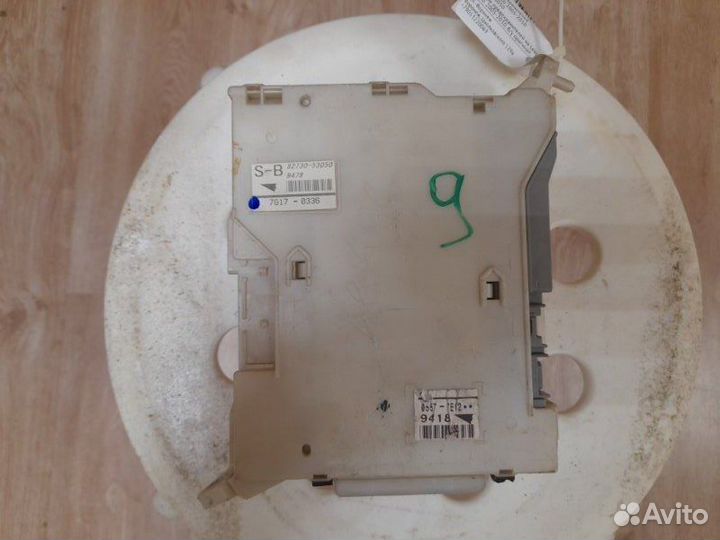 Блок предохранителей Lexus Is250 2005-2010