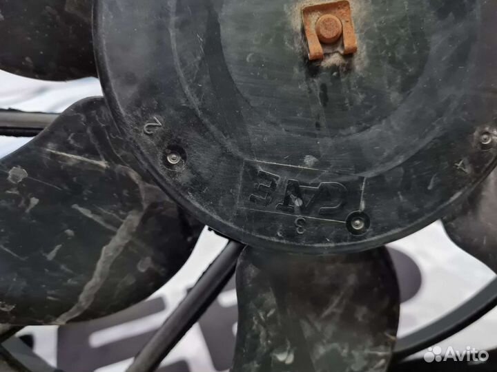 Вентилятор радиатора Renault Duster