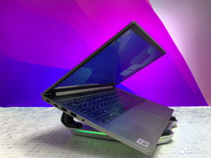 Стильный и легкий ультрабук Lenovo / Intel / SSD