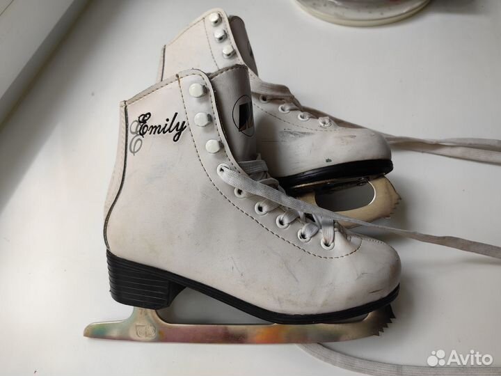 Коньки фигурные
