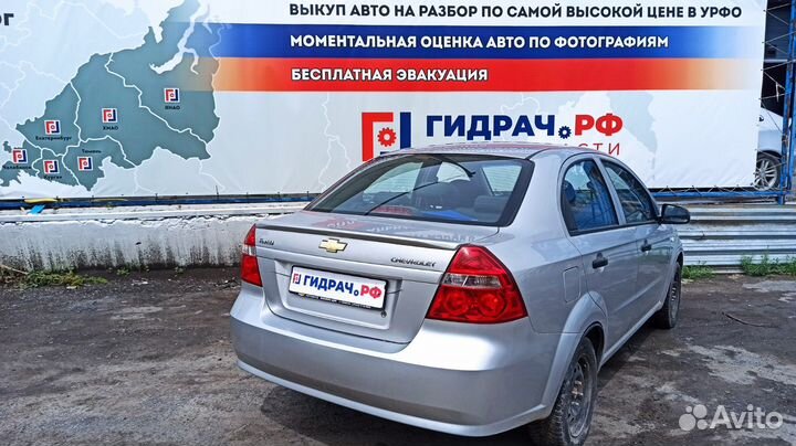 Накладка на решетку бампера Chevrolet Aveo Т250