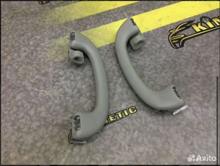 Ручка потолочная Крючок Fusion Fiesta Фьюжн Фиеста