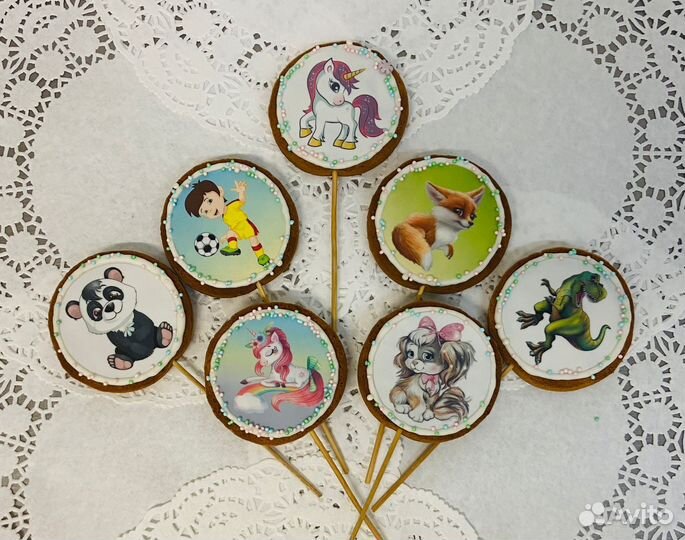 Печать на пряниках, новогодние подарки с логотипом