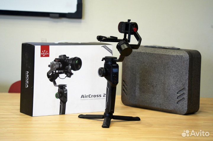 Стабилизатор для камеры moza aircross 2