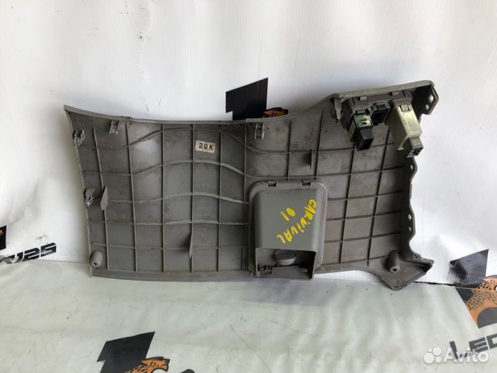 Накладка на торпедо Kia Carnival J3 2008