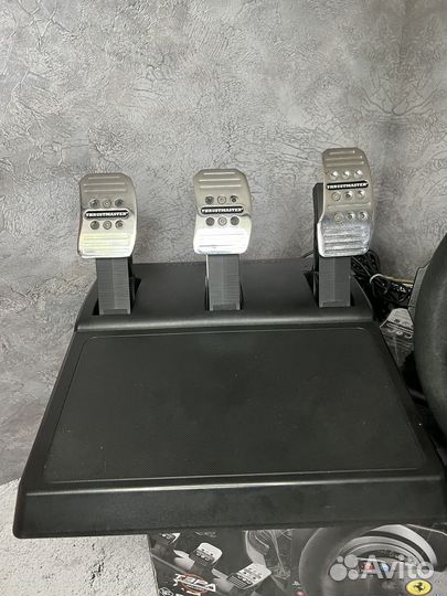 Thrustmaster t300 alcantara edition