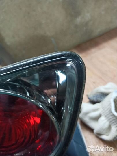 Mazda 6 gg фара правая в крышку багажника
