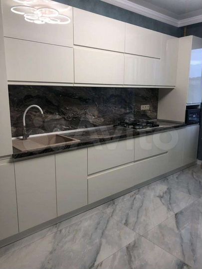 2-к. квартира, 72,5 м², 1/5 эт.
