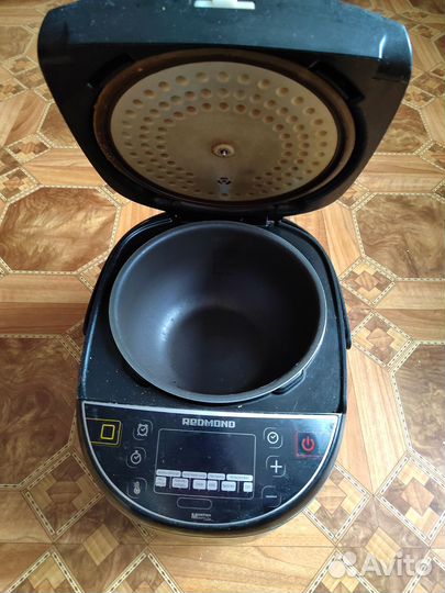 Мультиварка redmond на запчасти