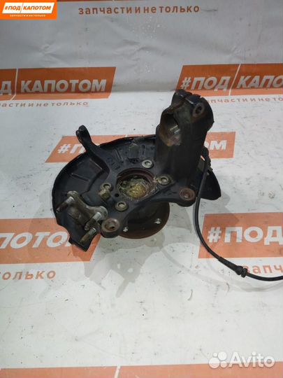 Кулак передний левый Volkswagen Golf 5 2008