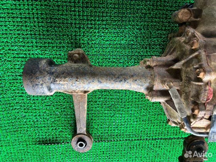 Редуктор перед. Lexus GX460