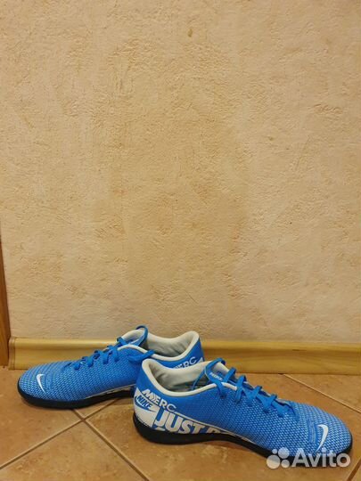 Сороконожки Nike Mercurial Vapor