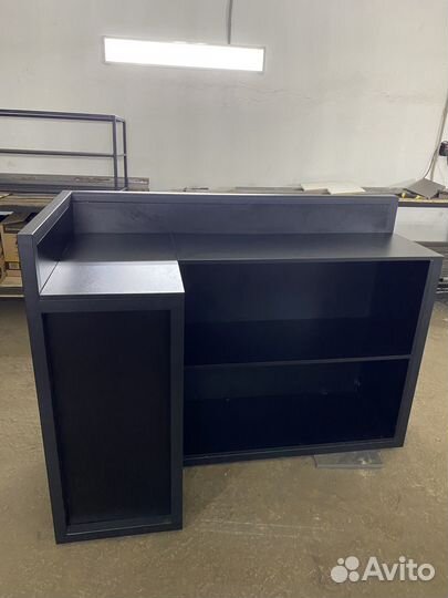 Барные стойки,стойки ресепшн