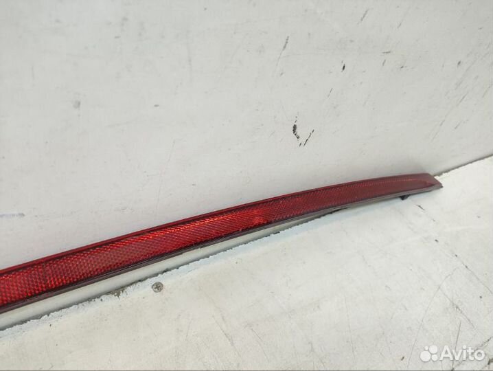 Отражатель задний Volkswagen Tiguan 2 2021-2024