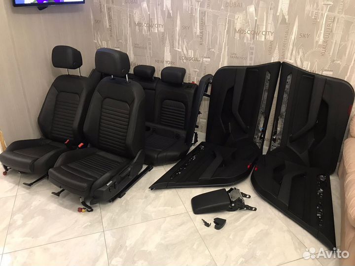 Салон Volkswagen Passat B8 седан