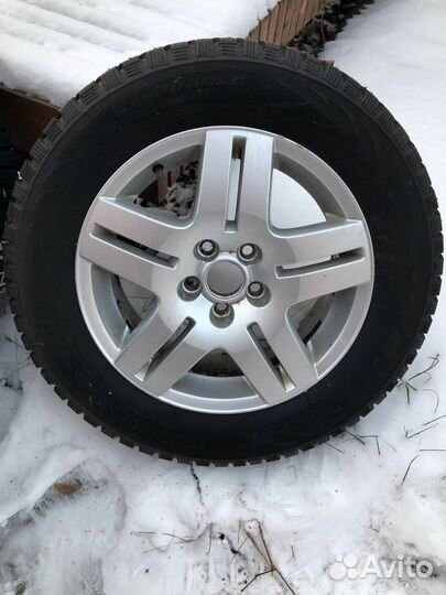 Резина Toyo Observe G3 ICE + диски от VW Golf