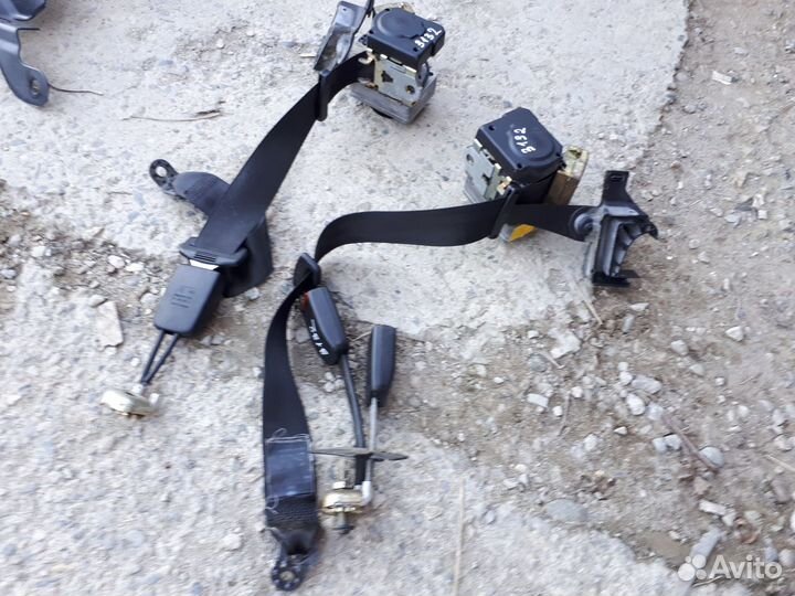 Ремни задние - Volkswagen Passat B5+