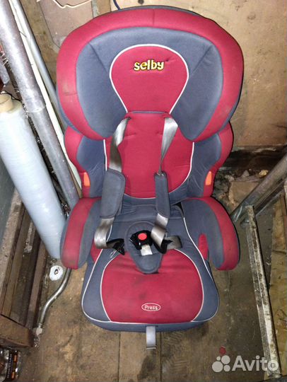 Детское кресло автомобильное