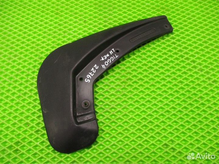 Брызговик передний левый Chery Tiggo 4