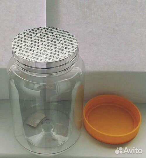 Банка пластиковая пищевая 1л 0,25л