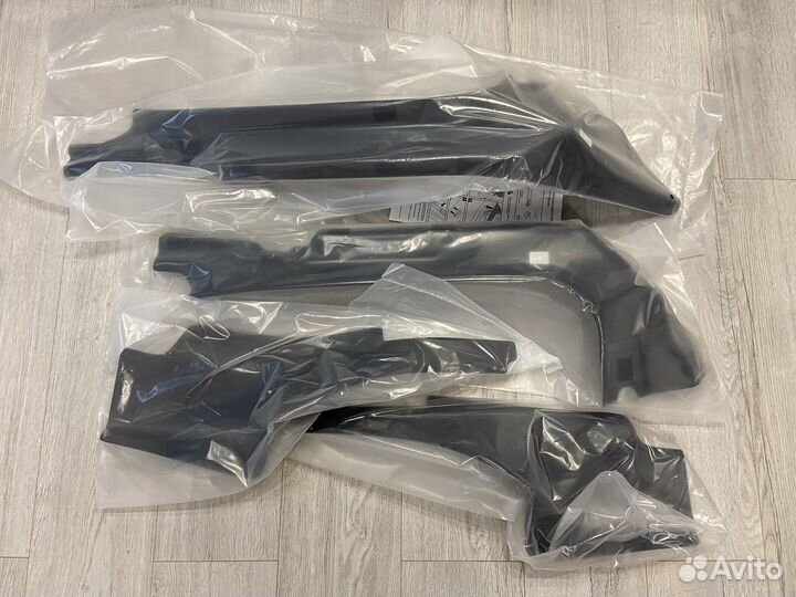 Оригинальные накладки Renault Logan 2