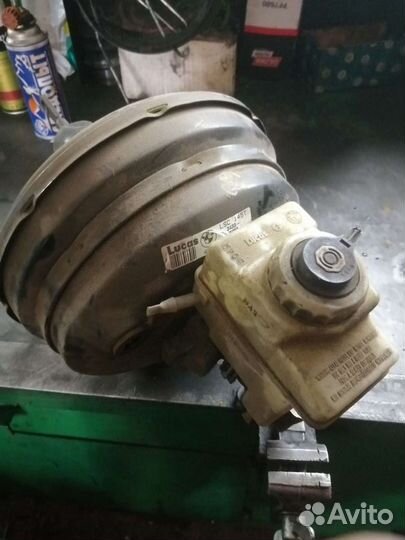 Вакумник с главным тормозным целиндром BMW E39