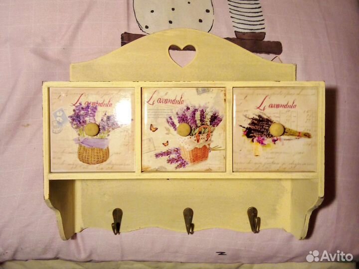 Полка навесная кухонная