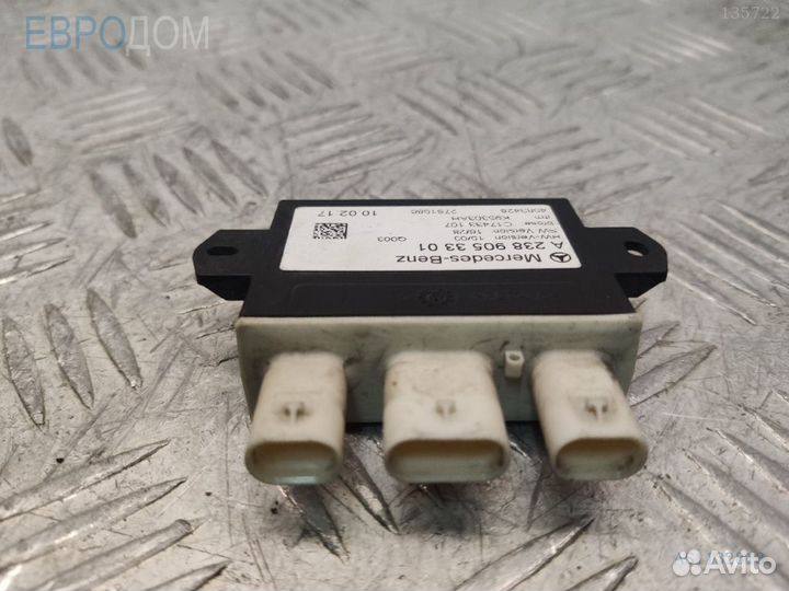 Датчик багажника mercedes W205 s1132818