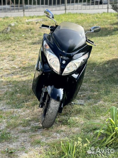 Максискутер Suzuki SkyWave S