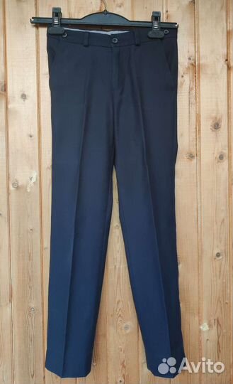 Школьный костюм + рубашка для мальчика рост 134