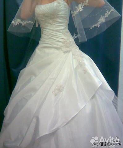 Свадебное платье 42-44 р-р объявление продам