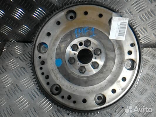 Маховик бензиновый BMW 5 E60/E61 (1MF01C101)