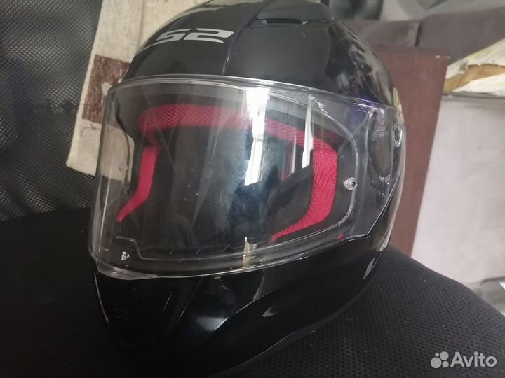 Шлем для мотоцикла черный