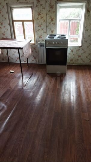 Дом 28,7 м² на участке 15 сот.