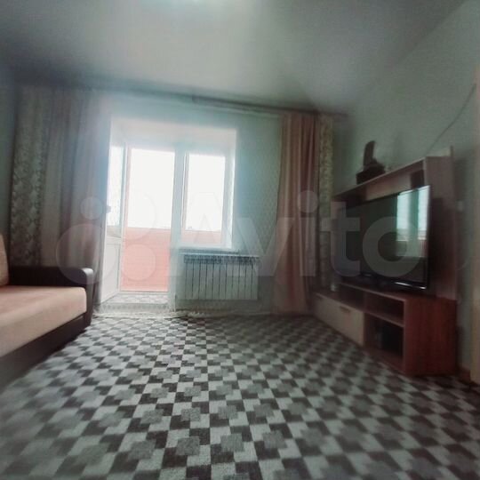 1-к. квартира, 32 м², 1/6 эт.