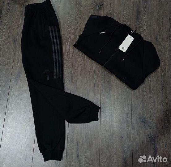 Спортивный костюм на флисе