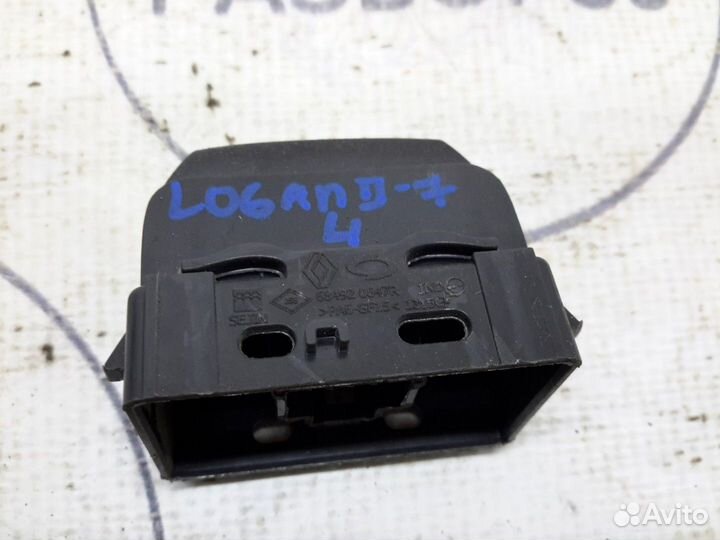 Заглушка кнопки Renault Logan 2
