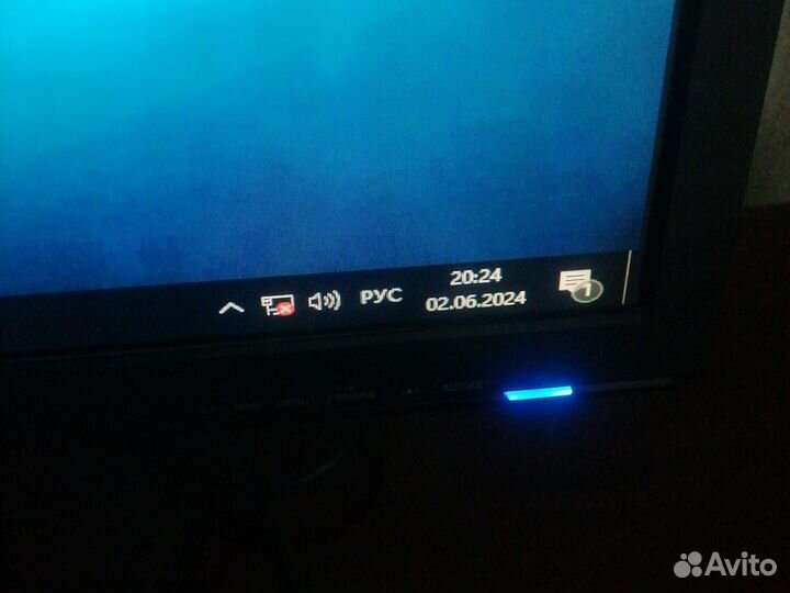 Монитор LG 22