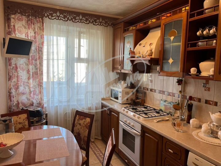 3-к. квартира, 65 м², 6/9 эт.