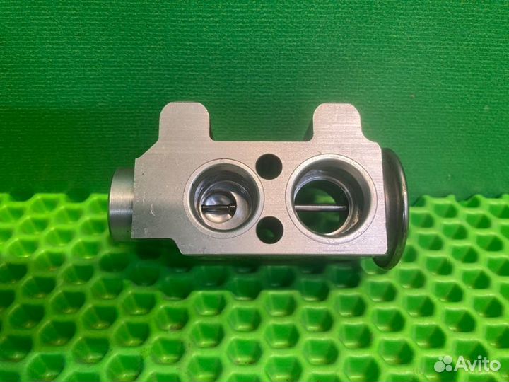 Клапан кондиционера Bmw X1 E84 N20B20A 2012