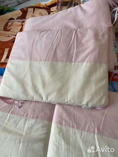 Бортики в кроватку