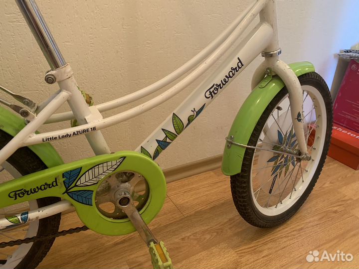 Велосипед Forward Azure 18 (белый/зеленый)